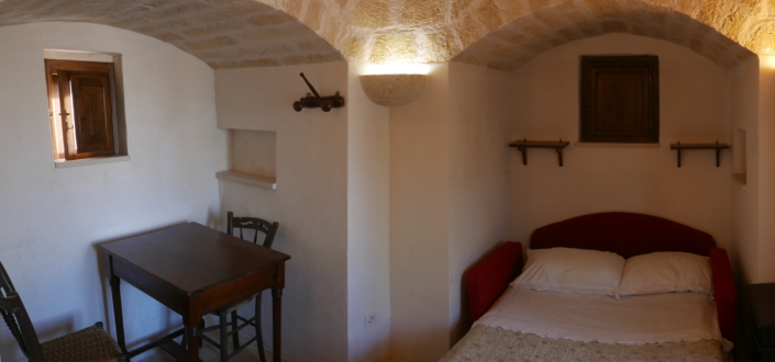 Trullo 2 posti 1 letto panoramica Agriturismo Regno di Marzagaglia Gioia del Colle