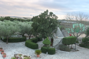 Panoramica con trullo in agriturismo